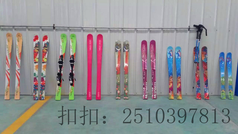 儿童滑雪板厂家 滑雪场设备价格