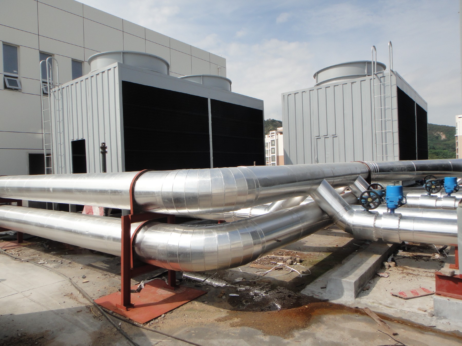 承接各类管道设备铁皮保温工程