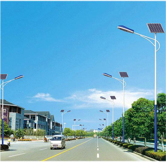 新疆太阳能路灯安装公司/含运费