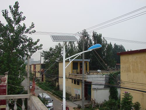 聂拉木县太阳能路灯价格多少/厂家安装电话