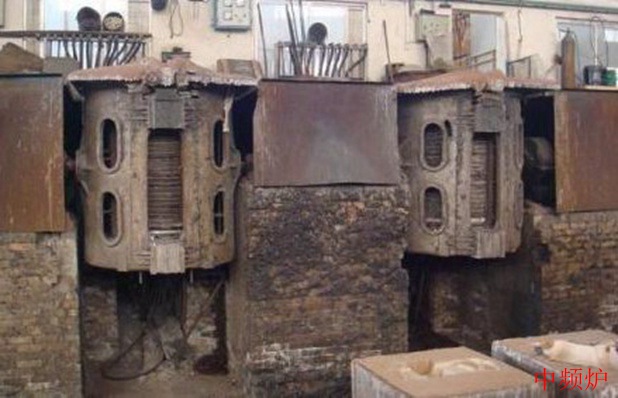 桐庐工厂设备回收中频炉回收拆除