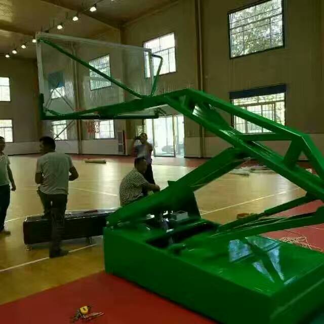广西南宁J－1可折叠电动液压比赛篮球架 室内标准体育馆篮球架
