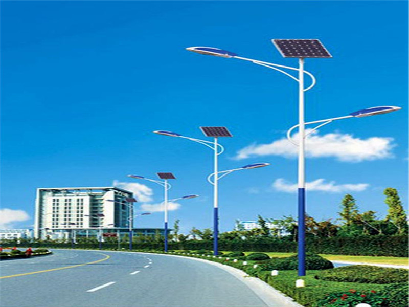 港闸太阳能路灯厂家/6米7米太阳能路灯价格