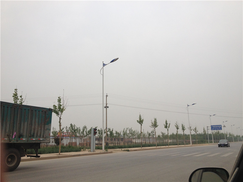 清涧县太阳能路灯***厂家-太阳能路灯安装价格