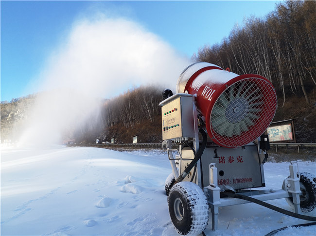 人工造雪机如何在滑雪场实现物联网云操控