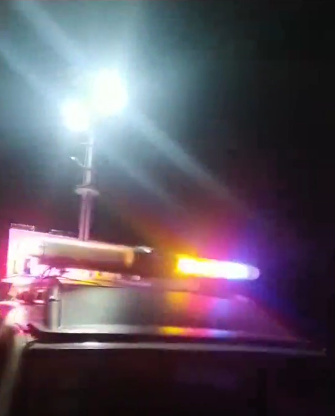 摄像机支撑架 救援车照明升降灯 大功率移动车载升降照设备