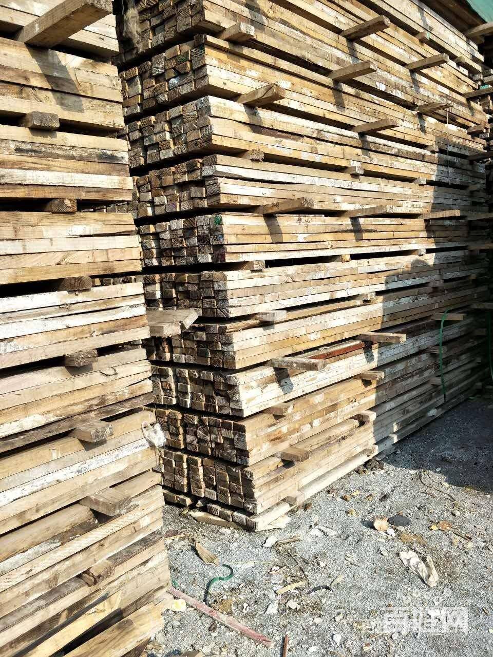 南阳地区出售新旧建筑模板方木木架板竹笆竹架板二手批发市场
